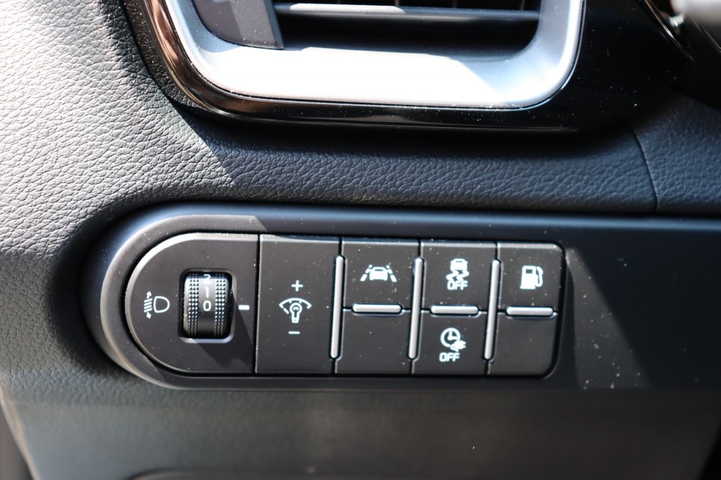 KIA, XCEED