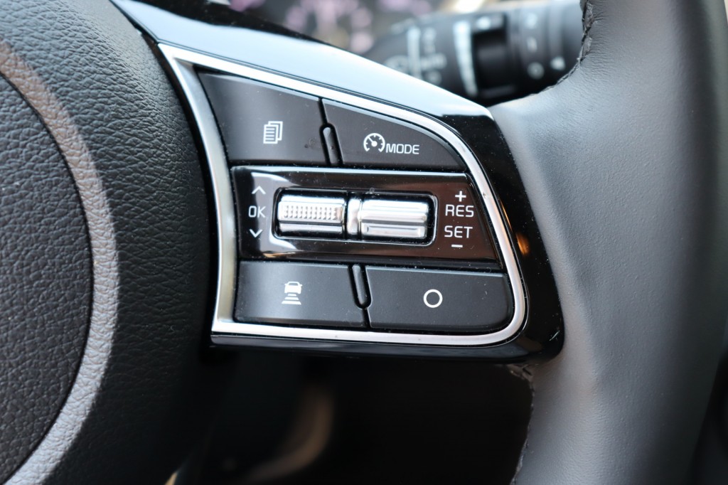 KIA, XCEED