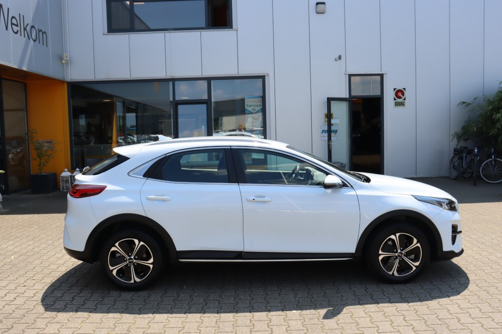 KIA, XCEED