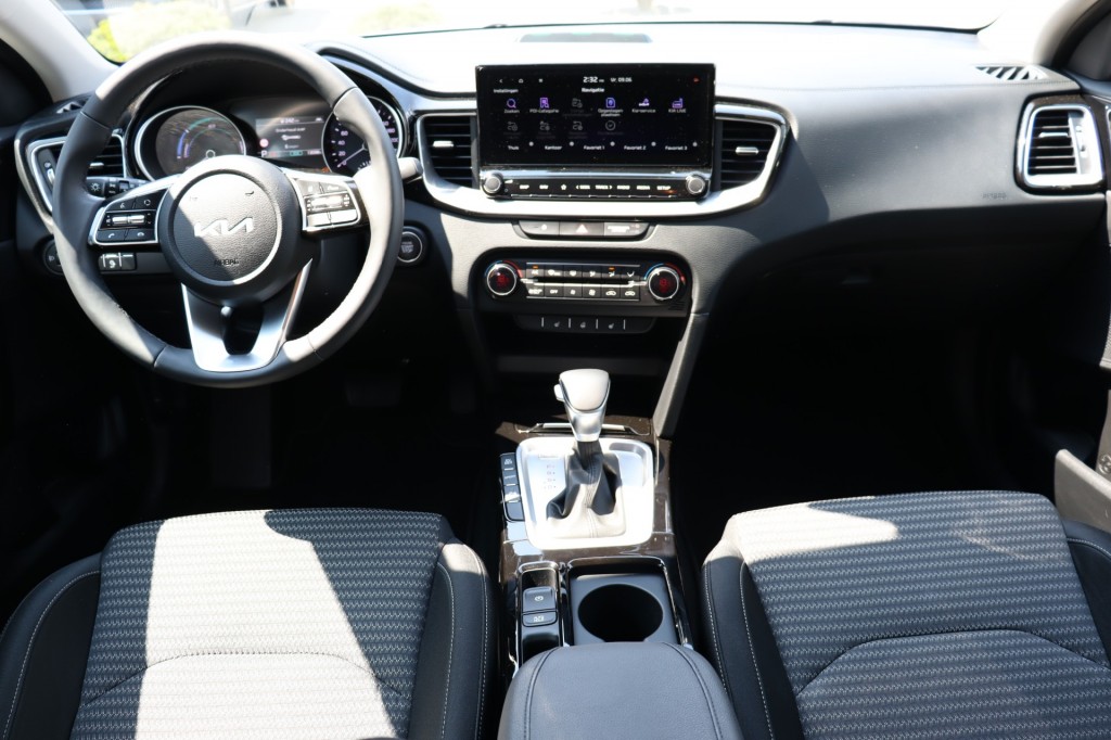 KIA, XCEED