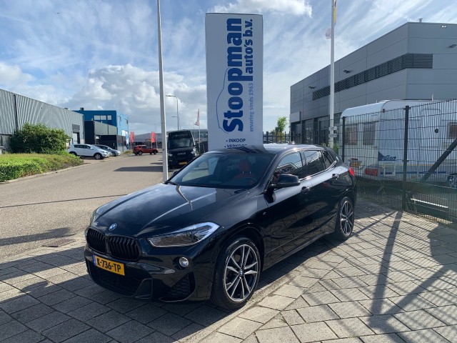 BMW X2 sDrive 1.8i High Executive M-Pakket Navi Professional, Stoopman Auto's & Campers B.V., Hellevoetsluis