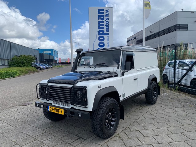 LAND ROVER DEFENDER