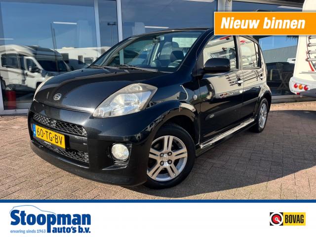 DAIHATSU SIRION 1.3-16V Airco El.ramen LM velgen CV , Stoopman Auto's & Campers B.V., Hellevoetsluis
