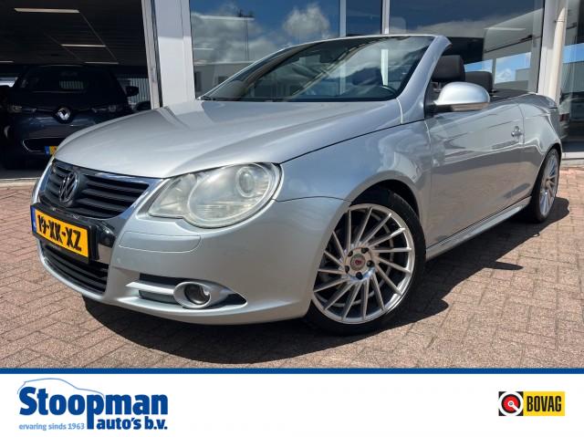 VOLKSWAGEN EOS 2.0 16V FSI Clima cruise CarPlay Camera NL-auto, Stoopman Auto's & Campers B.V., Hellevoetsluis