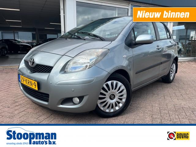 TOYOTA YARIS 1.3 VVT-i Aspiration Clima PDC Bluetooth Trekh., Stoopman Auto's & Campers B.V., Hellevoetsluis