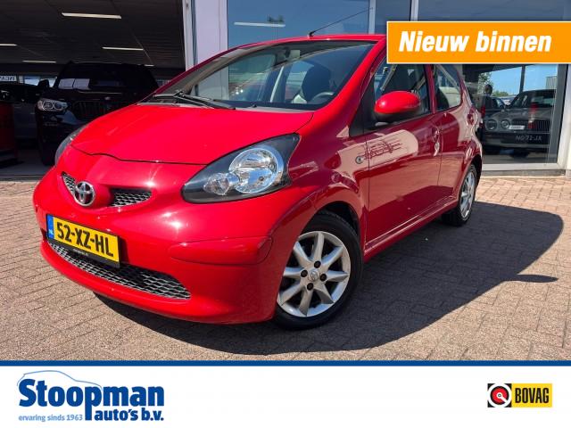TOYOTA AYGO 1.0 12V Sport Airco Halfleder LM velgen , Stoopman Auto's & Campers B.V., Hellevoetsluis