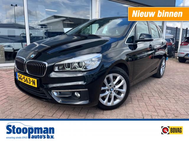 BMW 2-SERIE 220i Luxury AUT. Clima Cruise Navi Leder Trekh., Stoopman Auto's & Campers B.V., Hellevoetsluis