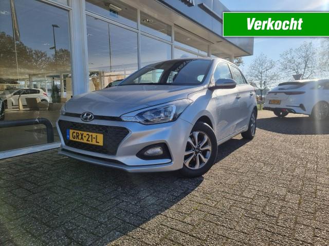 HYUNDAI I20 1.2 i- MOTION FACELIFT  AIRCO/LM 15, Wikkerink Autoservice, Winterswijk