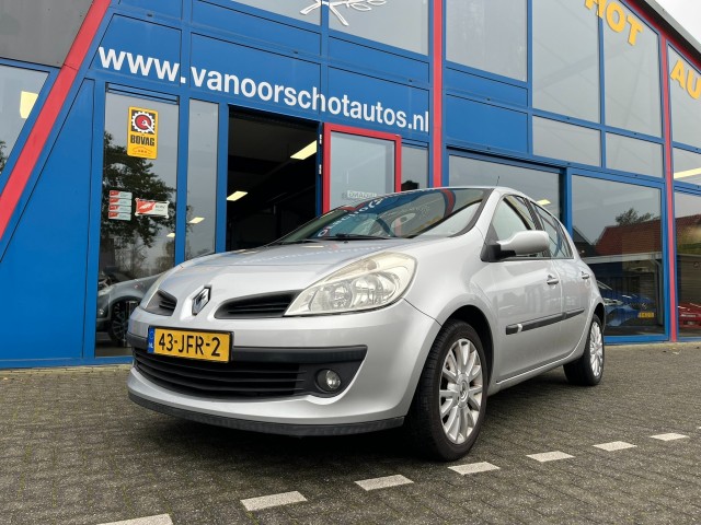 RENAULT CLIO 1.2TCe 100pk Collection 5-Deurs Airco, Van Oorschot Autos VOF, Liempde