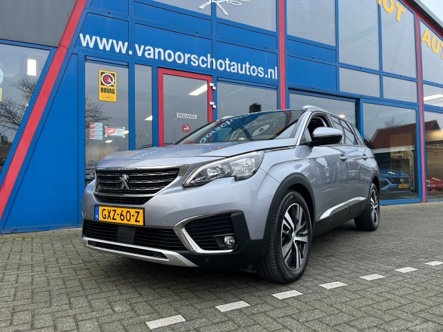 PEUGEOT 5008 1.2 130pk 7-Persoons Navi Carplay Panodak Led Airco(ECC), Van Oorschot Autos VOF, Liempde