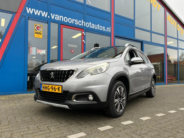 PEUGEOT 2008 1.2 110pk Panodak Navi Carplay Camera Airco(ECC) , Van Oorschot Autos VOF, Liempde