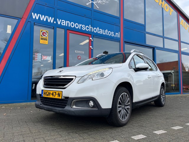 PEUGEOT 2008 1.2 110pk Navi Carplay Led Airco, Van Oorschot Autos VOF, Liempde