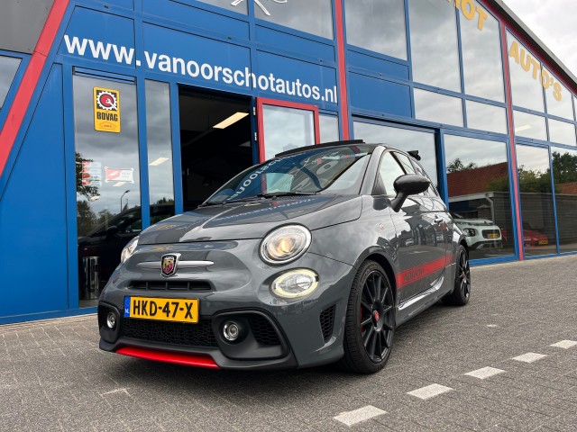 Abarth 695 - Cabrio 1.4 165pk XSR Yamaha Limited Edition 