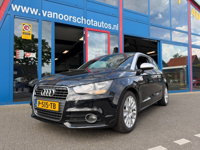 Audi A1 - 1.2 TFSI Atytraction Pro Line 