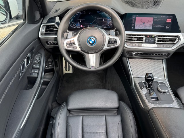 BMW 3-SERIE 320E BUSINESS EDITION PLUS 2022 FULL OPTIONS! , Autobedrijf Gert van Keulen, Bathmen