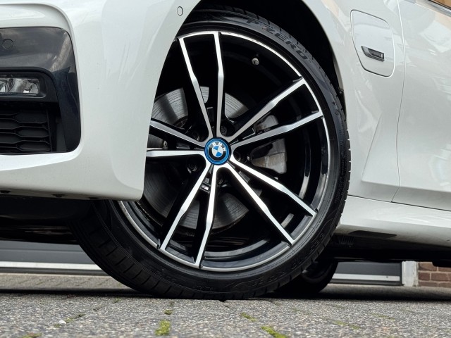 BMW 3-SERIE 320E BUSINESS EDITION PLUS 2022 FULL OPTIONS! , Autobedrijf Gert van Keulen, Bathmen