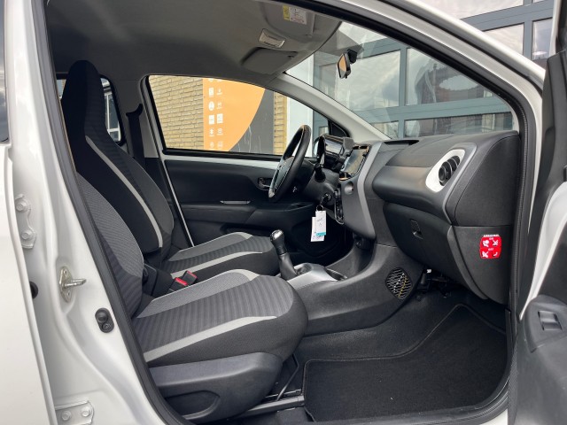 TOYOTA AYGO 1.0 VVT-I X-FIRST, Autobedrijf Gert van Keulen, Bathmen