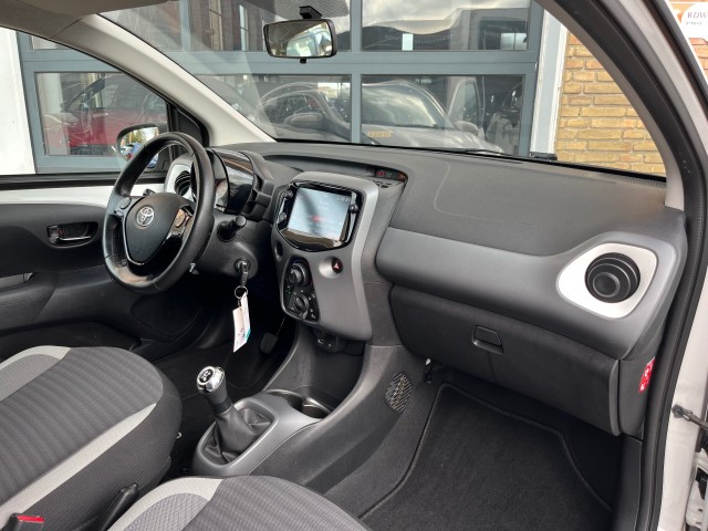 TOYOTA AYGO 1.0 VVT-I X-FIRST, Autobedrijf Gert van Keulen, Bathmen