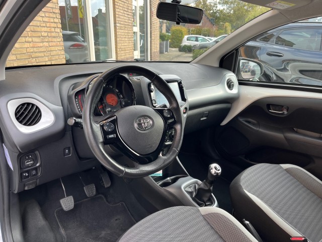 TOYOTA AYGO 1.0 VVT-I X-FIRST, Autobedrijf Gert van Keulen, Bathmen