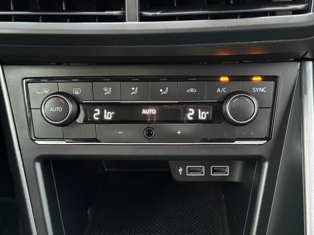 VOLKSWAGEN POLO 1.0 TSI HIGHLINE 5-DEURS CARPLAY/LMV/ACC-CRUISE/NL-AUTO, Autobedrijf Gert van Keulen, Bathmen