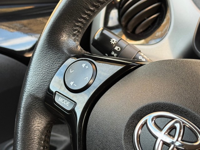 TOYOTA AYGO 1.0 VVT-I X-PLAY LIMITED 5-DEURS NL-AUTO/1E EIG. , Autobedrijf Gert van Keulen, Bathmen