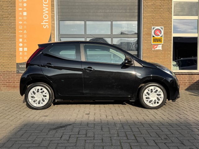 TOYOTA AYGO 1.0 VVT-I X-PLAY LIMITED 5-DEURS NL-AUTO/1E EIG. , Autobedrijf Gert van Keulen, Bathmen
