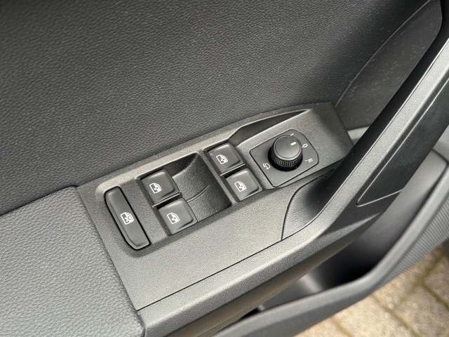 SEAT ARONA 1.5 TSI 150pk AUTOMAAT EVO FR BNS INTENSE PLUS VOL OPTIE'S!/12.000 KM! , Autobedrijf Gert van Keulen, Bathmen