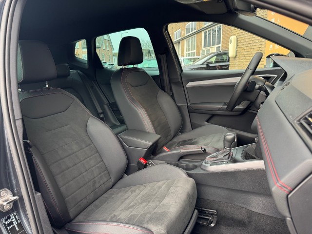 SEAT ARONA 1.5 TSI 150pk AUTOMAAT EVO FR BNS INTENSE PLUS VOL OPTIE'S!/12.000 KM! , Autobedrijf Gert van Keulen, Bathmen