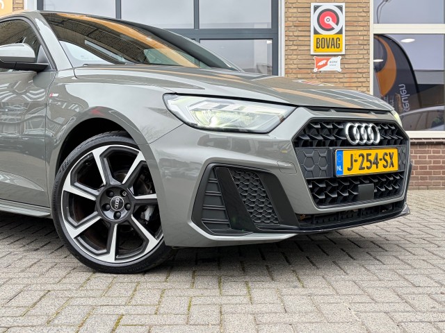 AUDI A1 SPORTBACK 25 TFSI S-LINE SPORT HALF LEER/LED/18/VIRTUAL/NL-AUTO, Autobedrijf Gert van Keulen, Bathmen