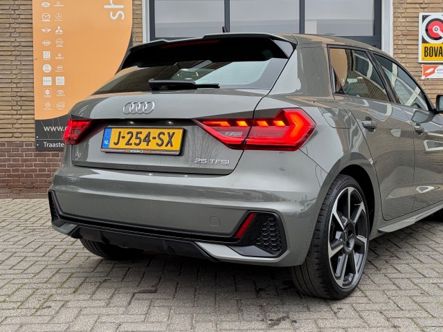AUDI A1 SPORTBACK 25 TFSI S-LINE SPORT HALF LEER/LED/18/VIRTUAL/NL-AUTO, Autobedrijf Gert van Keulen, Bathmen