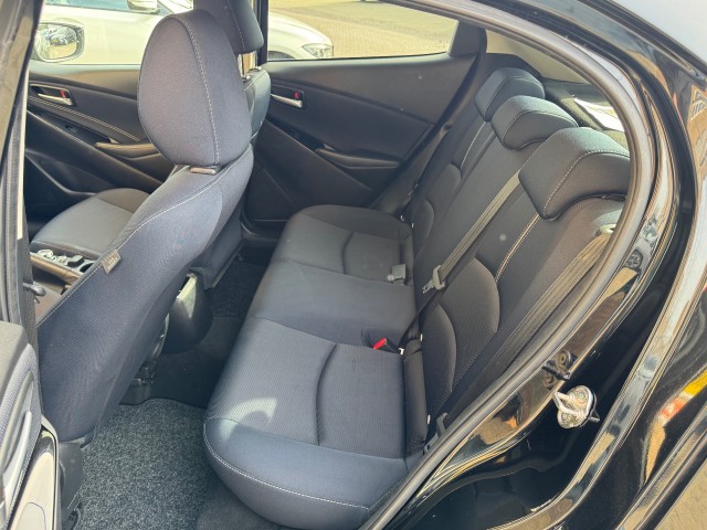 MAZDA 2 1.5 SKYACTIV-G LUXURY 5-DEURS NAVI/LED/CRUISE/CAMERA/NL-AUTO/1E EIG., Autobedrijf Gert van Keulen, Bathmen