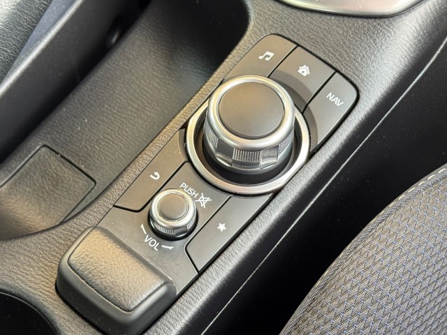 MAZDA 2 1.5 SKYACTIV-G LUXURY 5-DEURS NAVI/LED/CRUISE/CAMERA/NL-AUTO/1E EIG., Autobedrijf Gert van Keulen, Bathmen