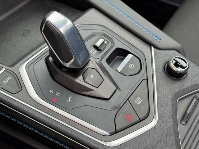 LYNK EN CO 01 1.5 PHEV 261PK BLACK-EDITION PANO/ACC/LMV/360CAMERA/NL-AUTO, Autobedrijf Gert van Keulen, Bathmen