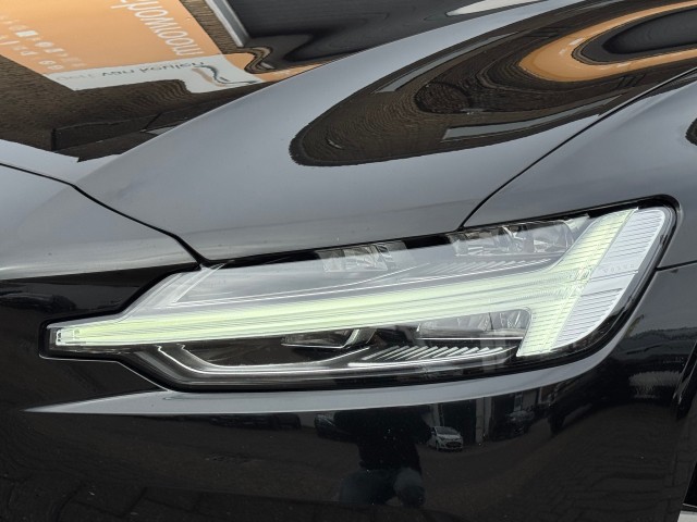 VOLVO V60 2.0 T6 PLUG-IN HYBRID AWD CORE BRIGHT NL-AUTO/1EIG./68.000KM! , Autobedrijf Gert van Keulen, Bathmen