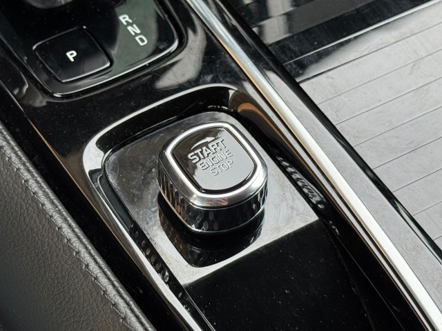 VOLVO V60 2.0 T6 PLUG-IN HYBRID AWD CORE BRIGHT NL-AUTO/1EIG./68.000KM! , Autobedrijf Gert van Keulen, Bathmen