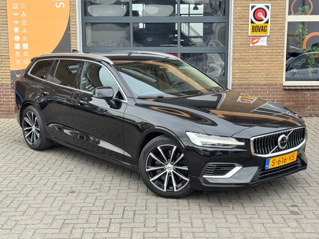 VOLVO V60 2.0 T6 PLUG-IN HYBRID AWD CORE BRIGHT NL-AUTO/1EIG./68.000KM! , Autobedrijf Gert van Keulen, Bathmen