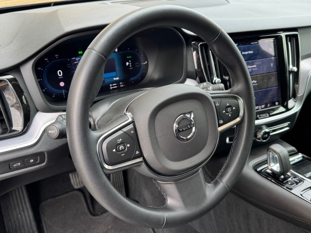 VOLVO V60 2.0 T6 PLUG-IN HYBRID AWD CORE BRIGHT NL-AUTO/1EIG./68.000KM! , Autobedrijf Gert van Keulen, Bathmen