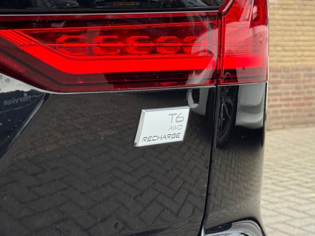 VOLVO V60 2.0 T6 PLUG-IN HYBRID AWD CORE BRIGHT NL-AUTO/1EIG./68.000KM! , Autobedrijf Gert van Keulen, Bathmen