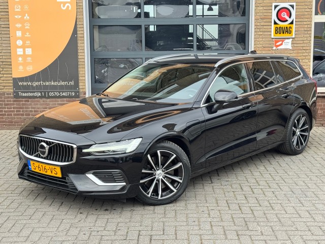 VOLVO V60 2.0 T6 PLUG-IN HYBRID AWD CORE BRIGHT NL-AUTO/1EIG./68.000KM! , Autobedrijf Gert van Keulen, Bathmen