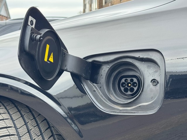 VOLVO V60 2.0 T6 PLUG-IN HYBRID AWD CORE BRIGHT NL-AUTO/1EIG./68.000KM! , Autobedrijf Gert van Keulen, Bathmen