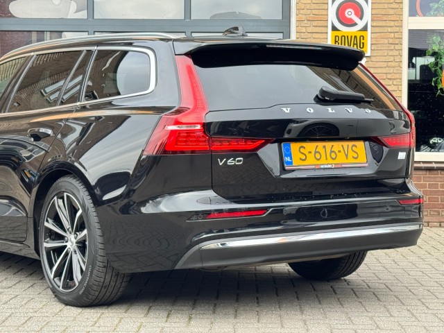 VOLVO V60 2.0 T6 PLUG-IN HYBRID AWD CORE BRIGHT NL-AUTO/1EIG./68.000KM! , Autobedrijf Gert van Keulen, Bathmen