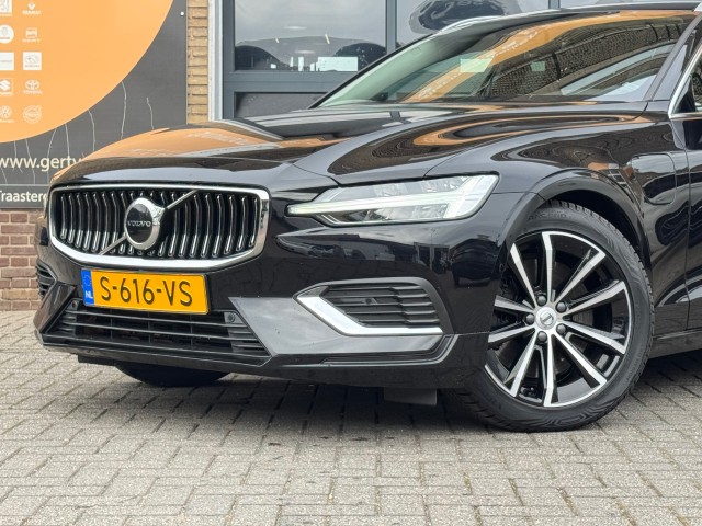 VOLVO V60 2.0 T6 PLUG-IN HYBRID AWD CORE BRIGHT NL-AUTO/1EIG./68.000KM! , Autobedrijf Gert van Keulen, Bathmen