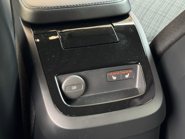 VOLVO V60 2.0 T6 PLUG-IN HYBRID AWD CORE BRIGHT NL-AUTO/1EIG./68.000KM! , Autobedrijf Gert van Keulen, Bathmen