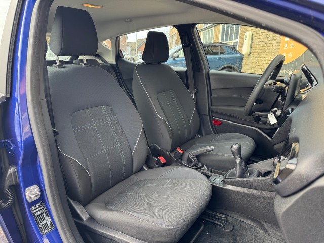 FORD FIESTA 1.1 TREND ULTIMATE 5-DEURS/LMV/CRUISE/CARPLAY/NL-AUTO/39.000 KM! , Autobedrijf Gert van Keulen, Bathmen