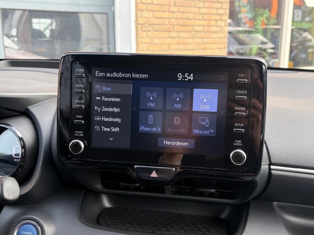 TOYOTA YARIS 1.5 Hybrid Launch Edition, Autobedrijf Gert van Keulen, Bathmen