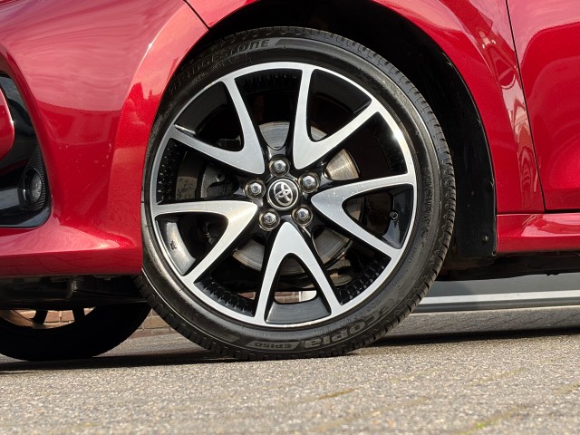 TOYOTA YARIS 1.5 Hybrid Launch Edition, Autobedrijf Gert van Keulen, Bathmen