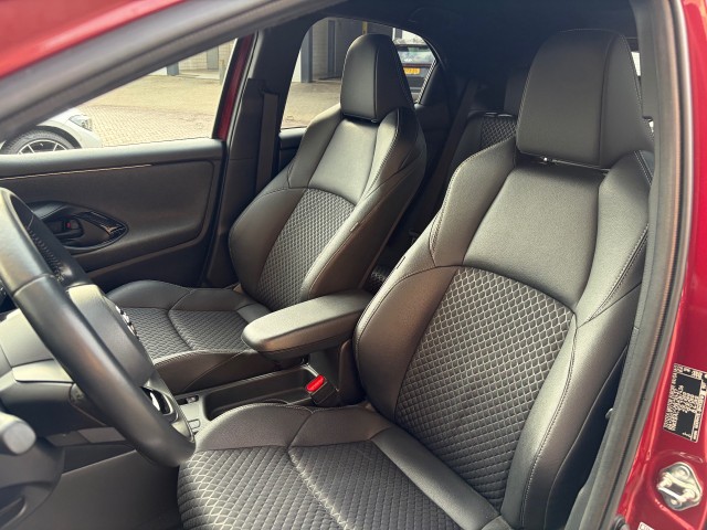 TOYOTA YARIS 1.5 Hybrid Launch Edition, Autobedrijf Gert van Keulen, Bathmen