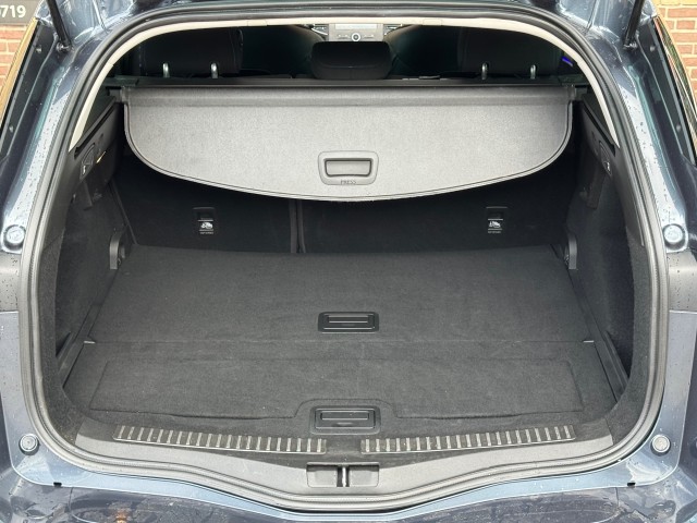 RENAULT MEGANE ESTATE TCe 130 GT-LINE NL-AUTO, Autobedrijf Gert van Keulen, Bathmen