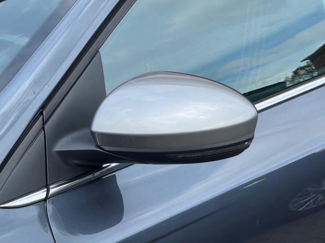 RENAULT MEGANE ESTATE TCe 130 GT-LINE NL-AUTO, Autobedrijf Gert van Keulen, Bathmen