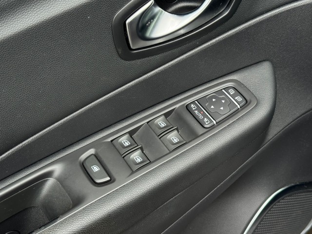 RENAULT CAPTUR 1.3 TCe INTENS 150pk AUTOMAAT R-LINK , Autobedrijf Gert van Keulen, Bathmen